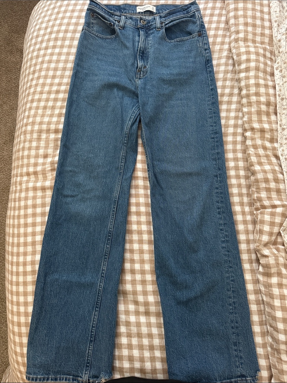 Abercrombie 90s Relaxed Jean High Rise